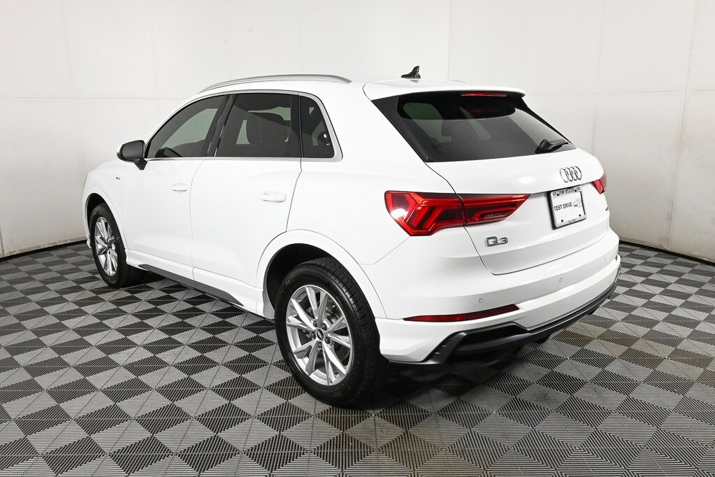 2022 Audi Q3 Premium S line photo 4