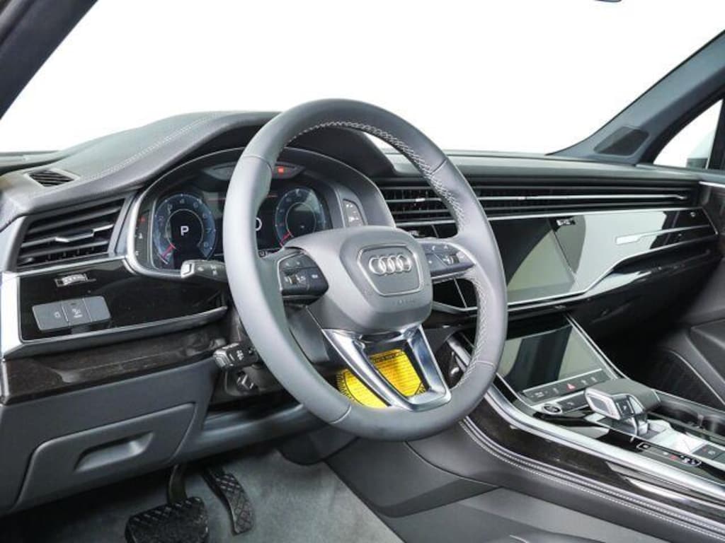 New 2026 Audi Q7 SUV