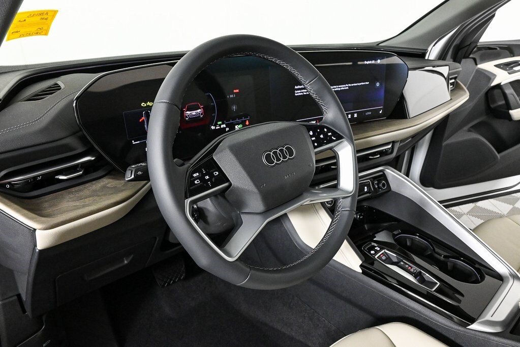 2025 Audi Q5 2.0T Premium photo 3