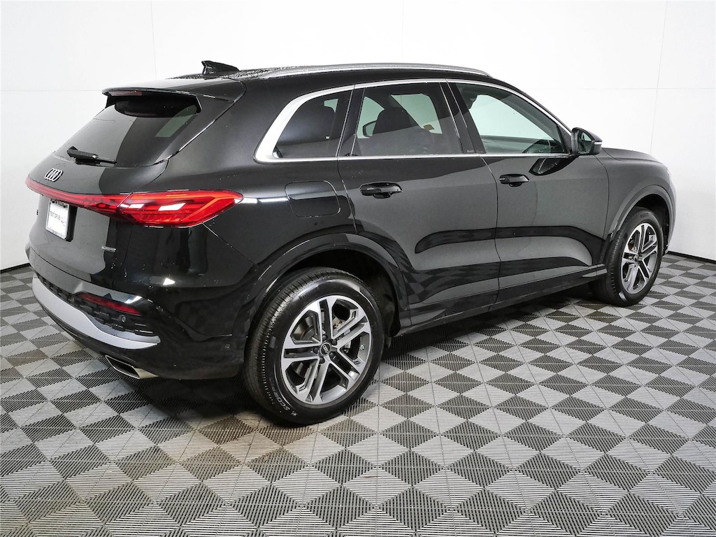 Used 2025 Audi Q5 Premium SUV