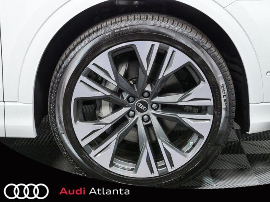 New 2026 Audi Q8 SUV