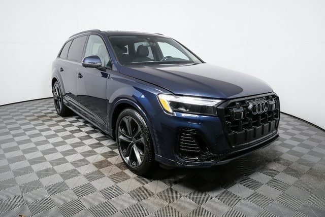 2026 Audi Q7 Premium Plus's photo