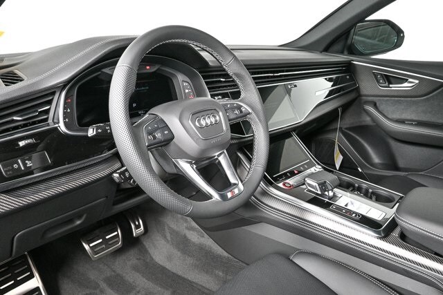 2026 Audi SQ8 Premium Plus photo 4