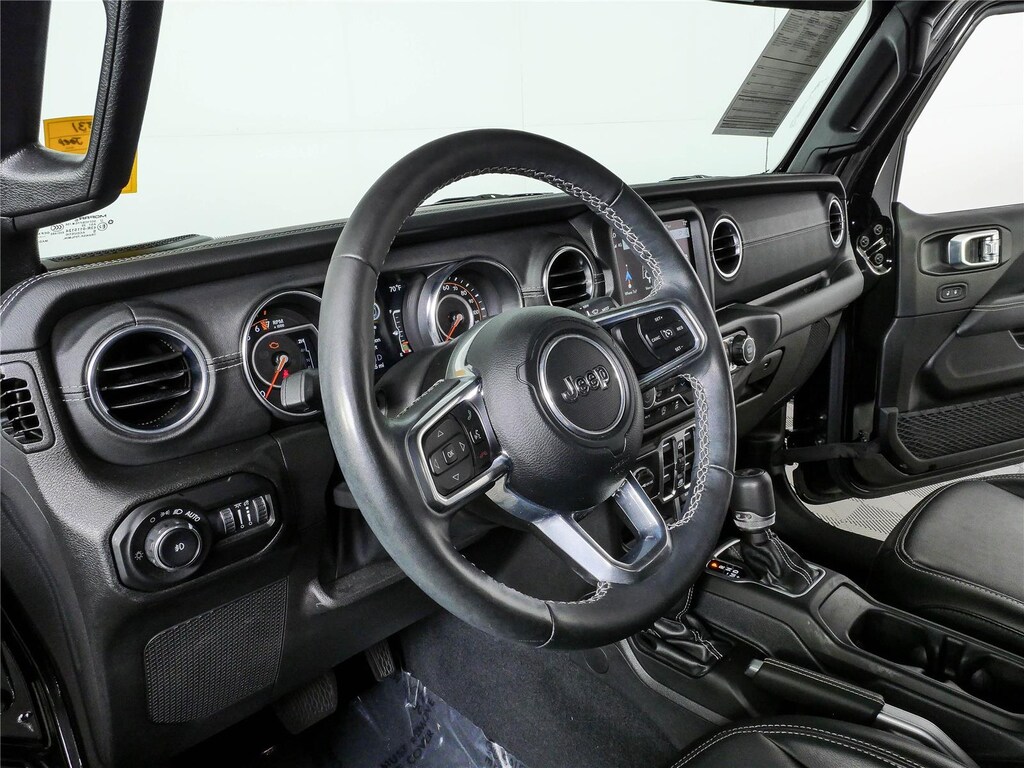 Used 2022 Jeep Wrangler Unlimited Sahara SUV
