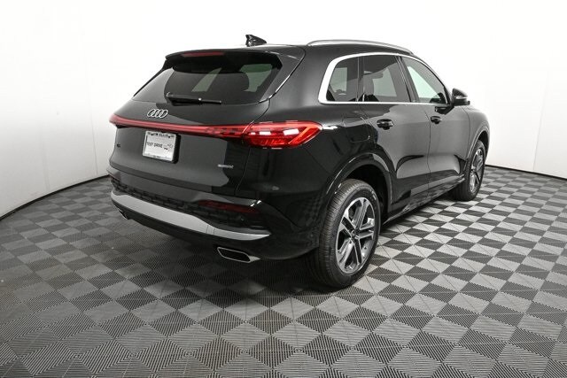 2025 Audi Q5 2.0T Premium photo 3