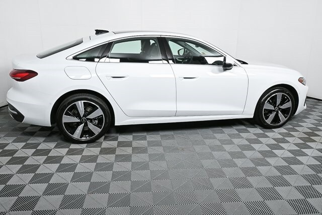 2025 Audi A5 2.0T Premium Plus photo 2