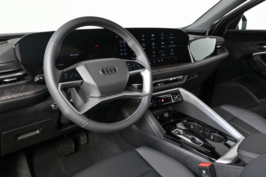 2025 Audi Q5 2.0T Premium photo 4