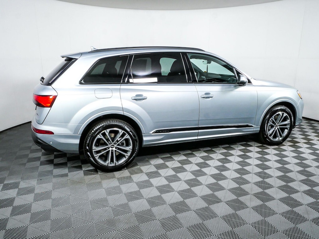 New 2026 Audi Q7 SUV