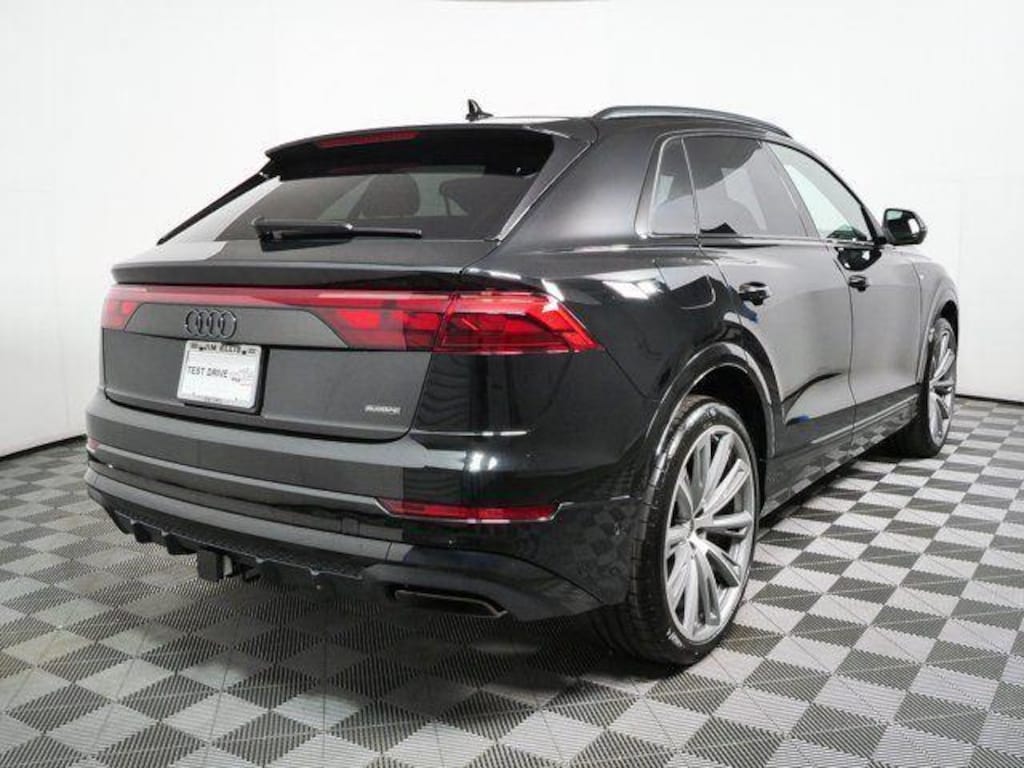 New 2026 Audi Q8 SUV