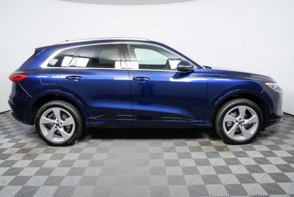 New 2025 Audi All-new Q5 2.0T Premium Plus SUV