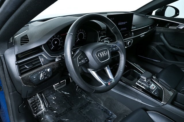 2023 Audi RS 5 photo 4