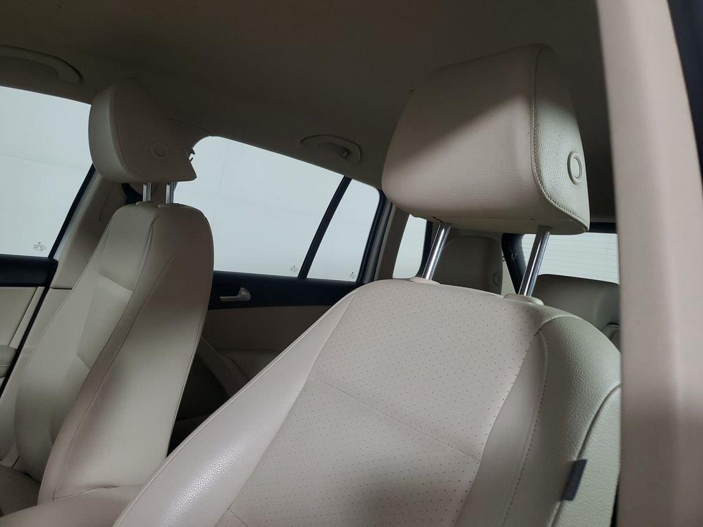 2017 Volkswagen Tiguan S - Photo 23