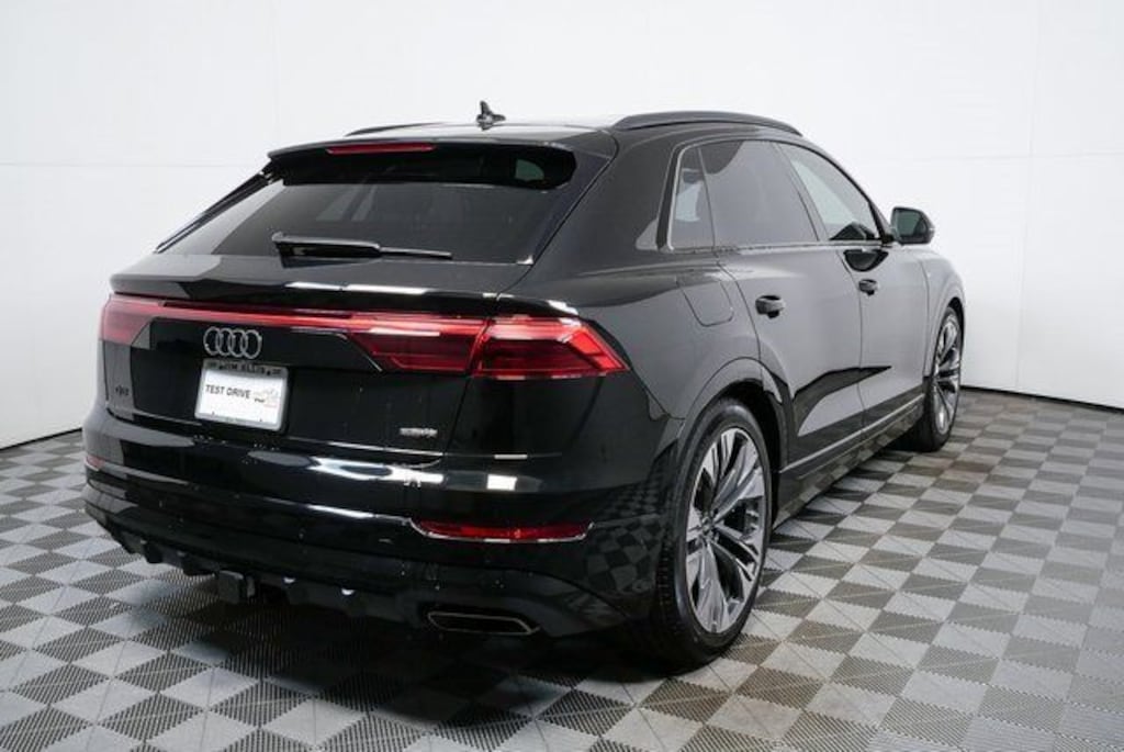 New 2026 Audi Q8 SUV