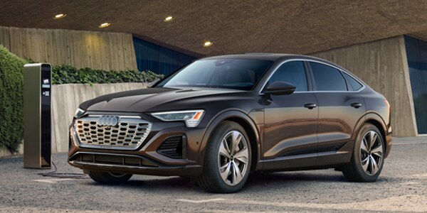Audi Q8 e-tron Cover.jpg