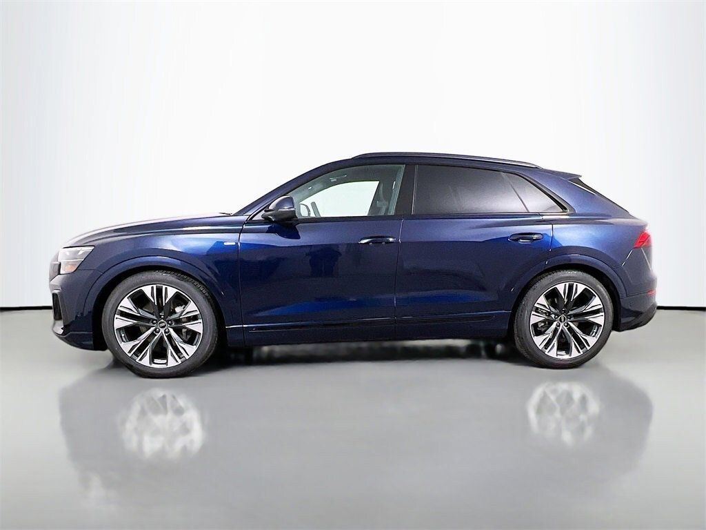 New 2026 Audi Q8 SUV