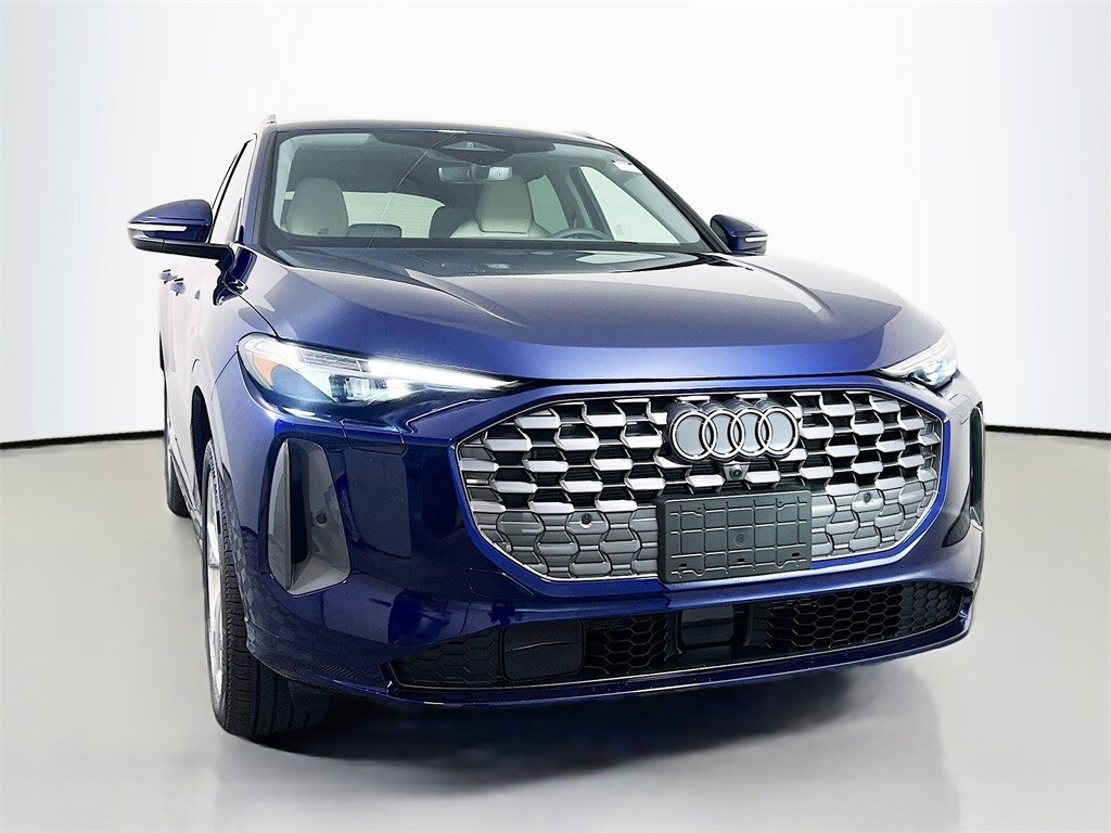 2025 Audi Q5 2.0T Premium Plus photo 2