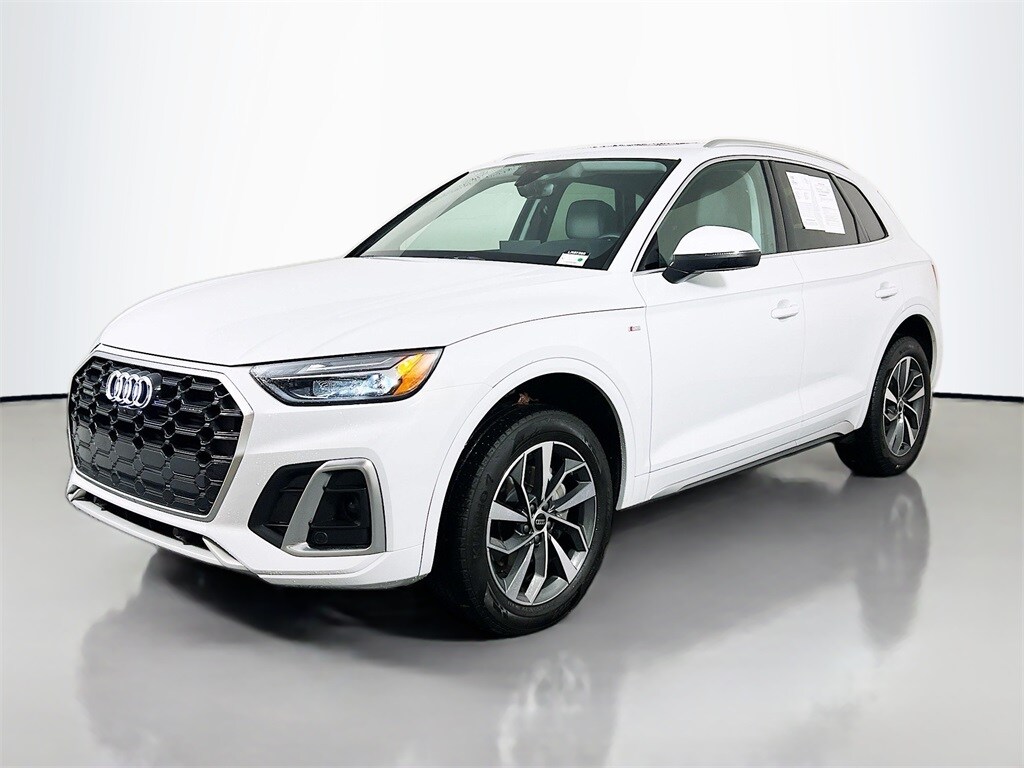 2024 Audi Q5 45 S line Premium photo 3