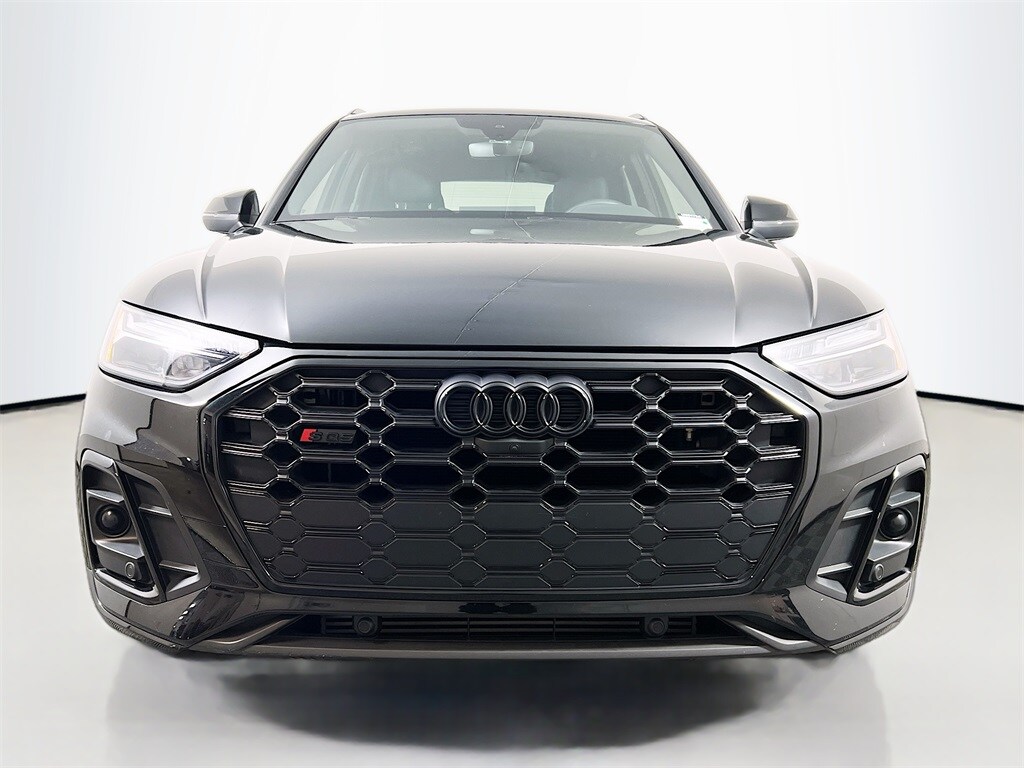 2022 Audi SQ5 Premium Plus photo 2