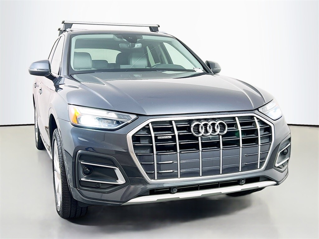 2021 Audi Q5 45 Premium Plus photo 2