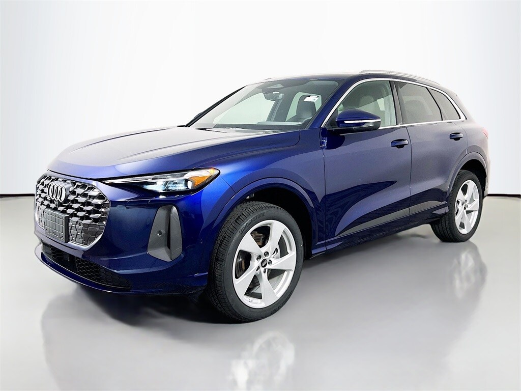 2025 Audi Q5 2.0T Premium Plus photo 3