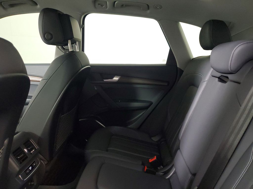 2023 Audi Q5 Premium - Photo 12
