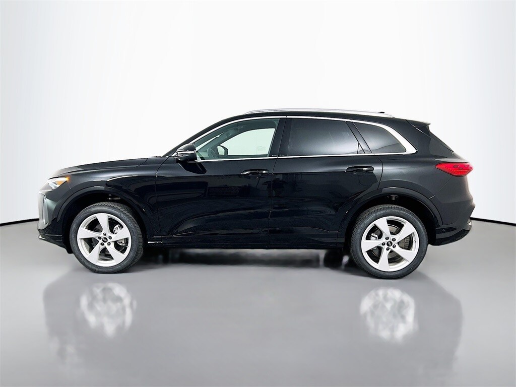2025 Audi Q5 2.0T Premium Plus photo 2