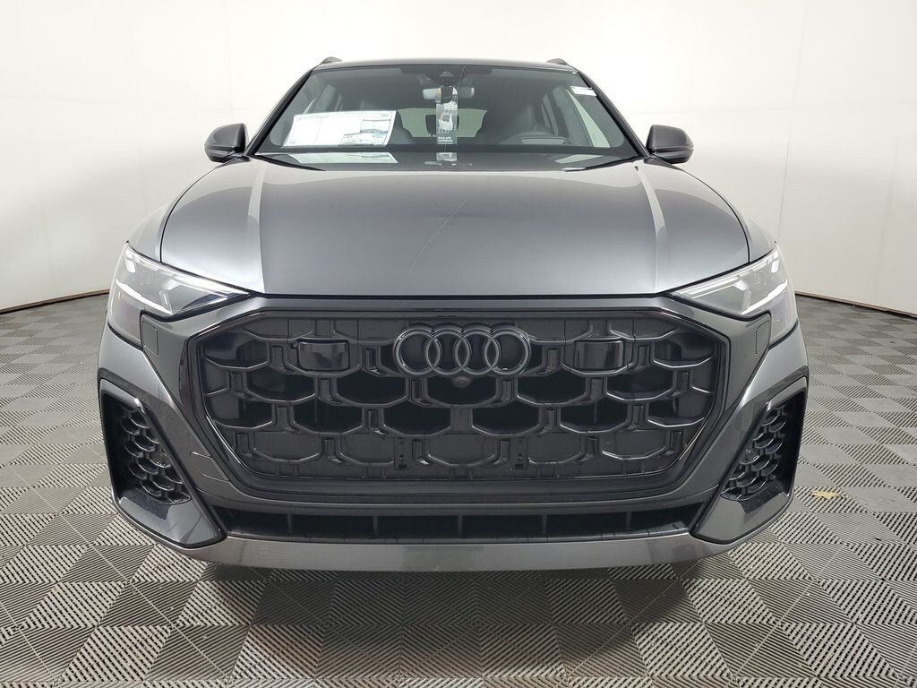 New 2026 Audi Q8 SUV