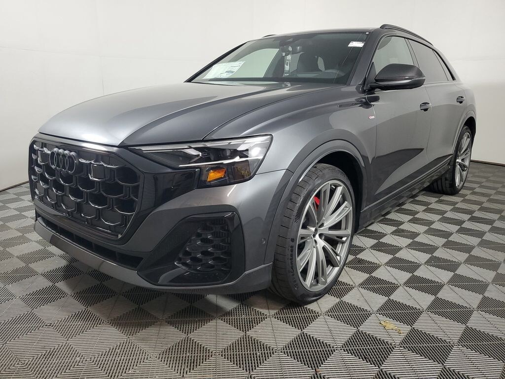 New 2026 Audi Q8 SUV