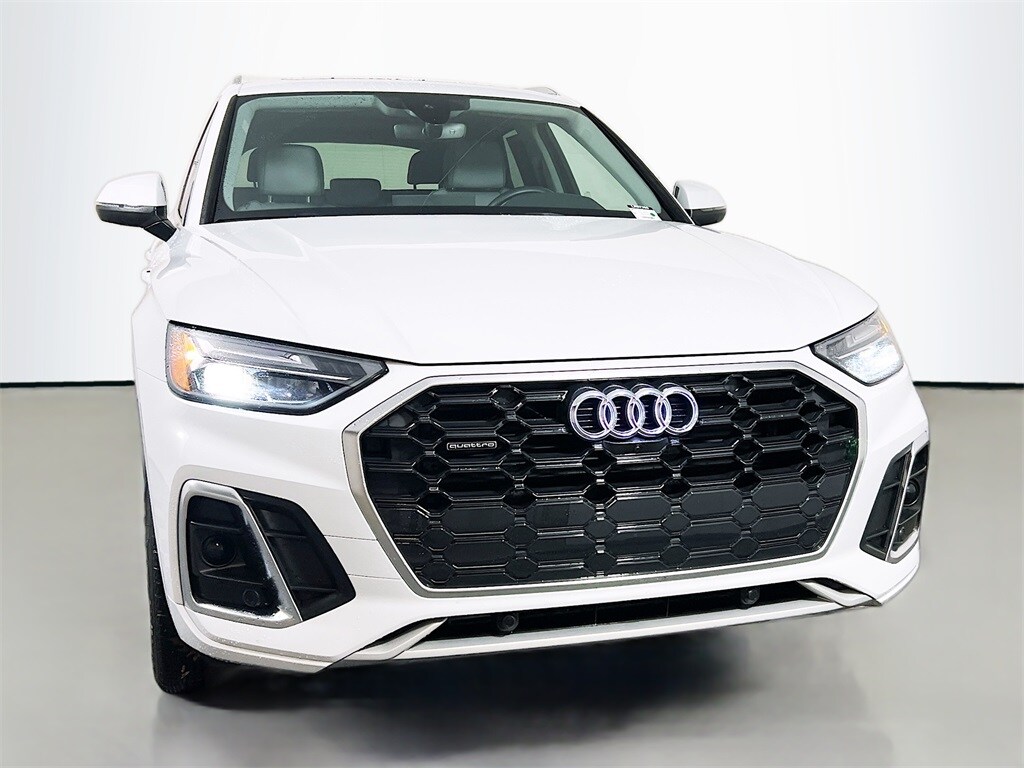 2024 Audi Q5 45 S line Premium photo 2