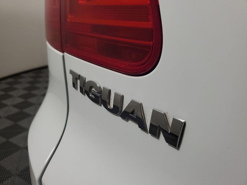 2017 Volkswagen Tiguan S - Photo 9