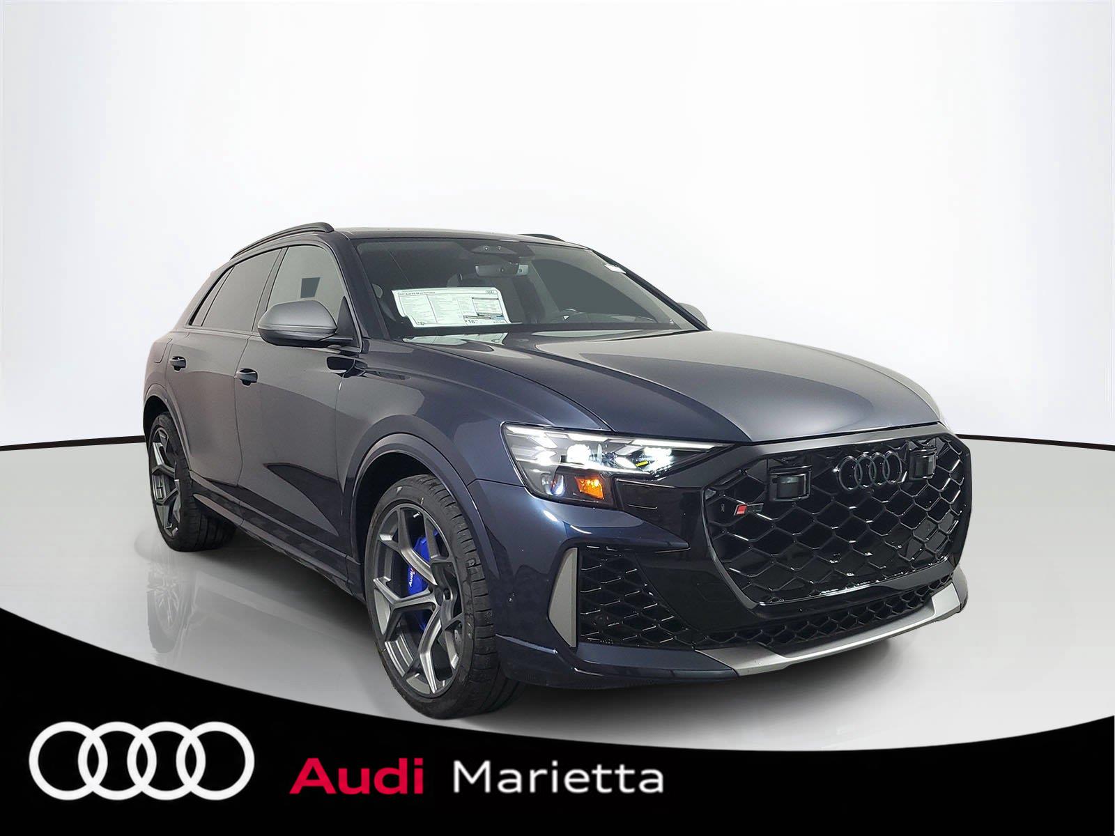  Audi RS Q8