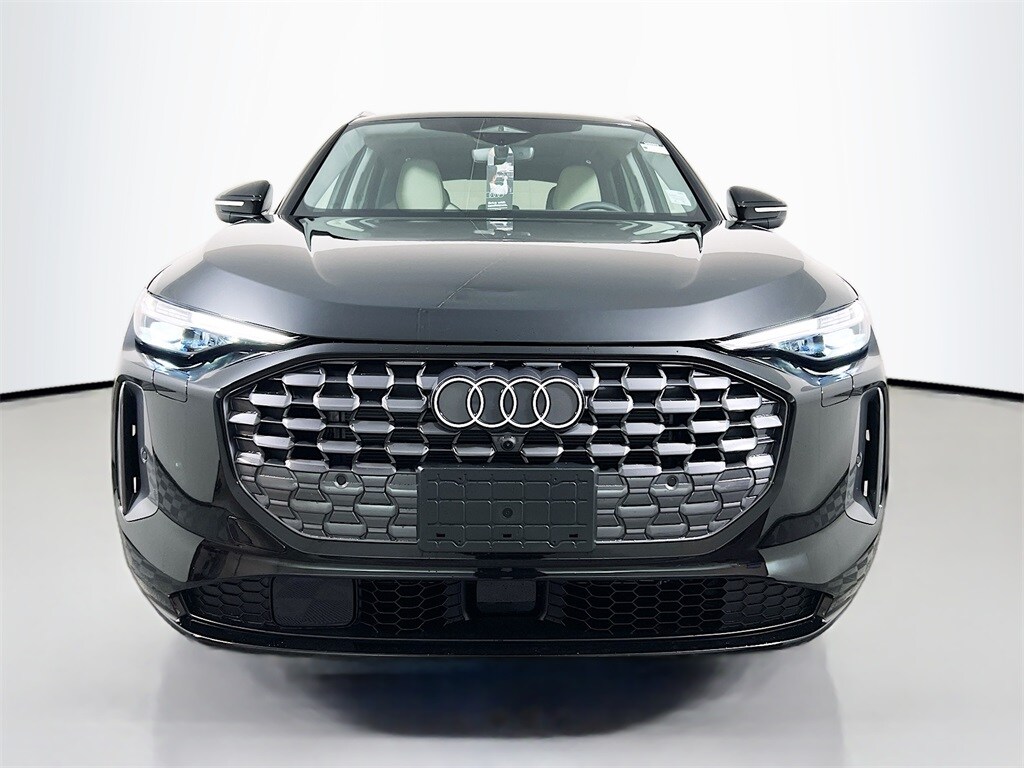 2025 Audi Q5 2.0T Premium Plus photo 2