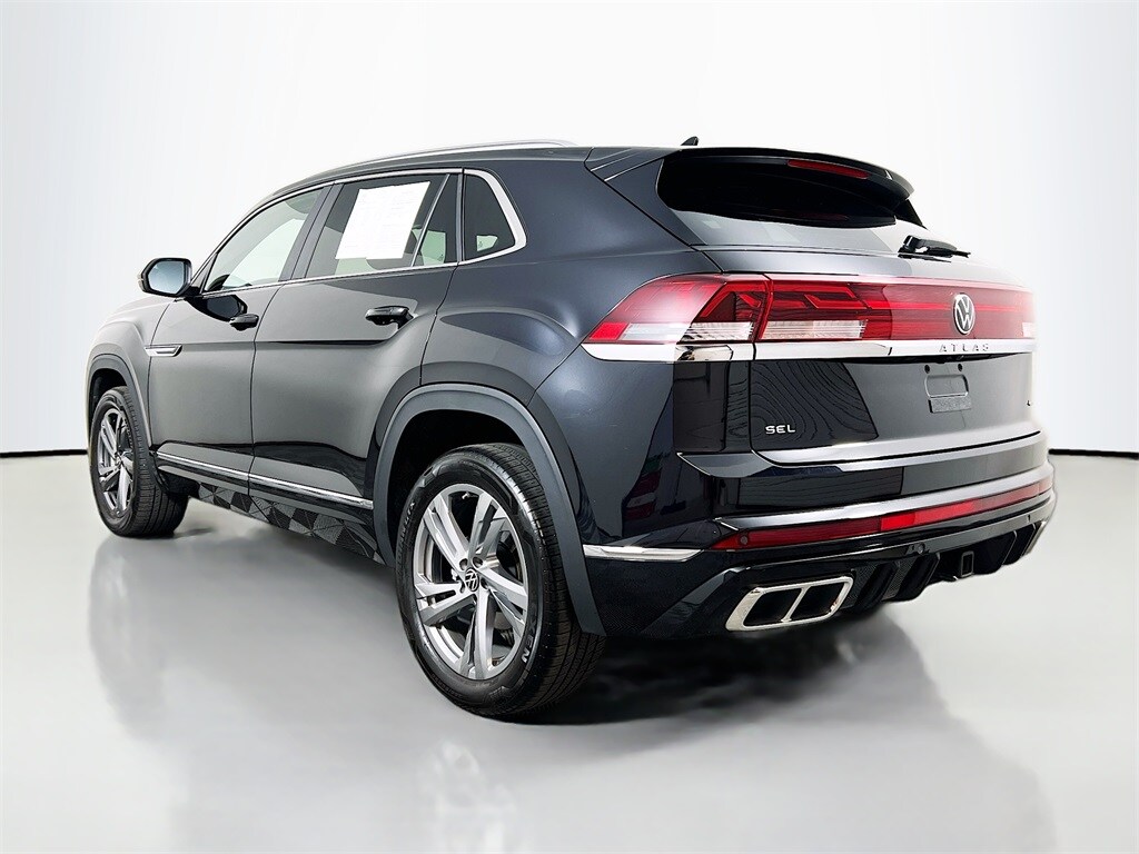 2024 Volkswagen Atlas Cross Sport SEL R-Line photo 4