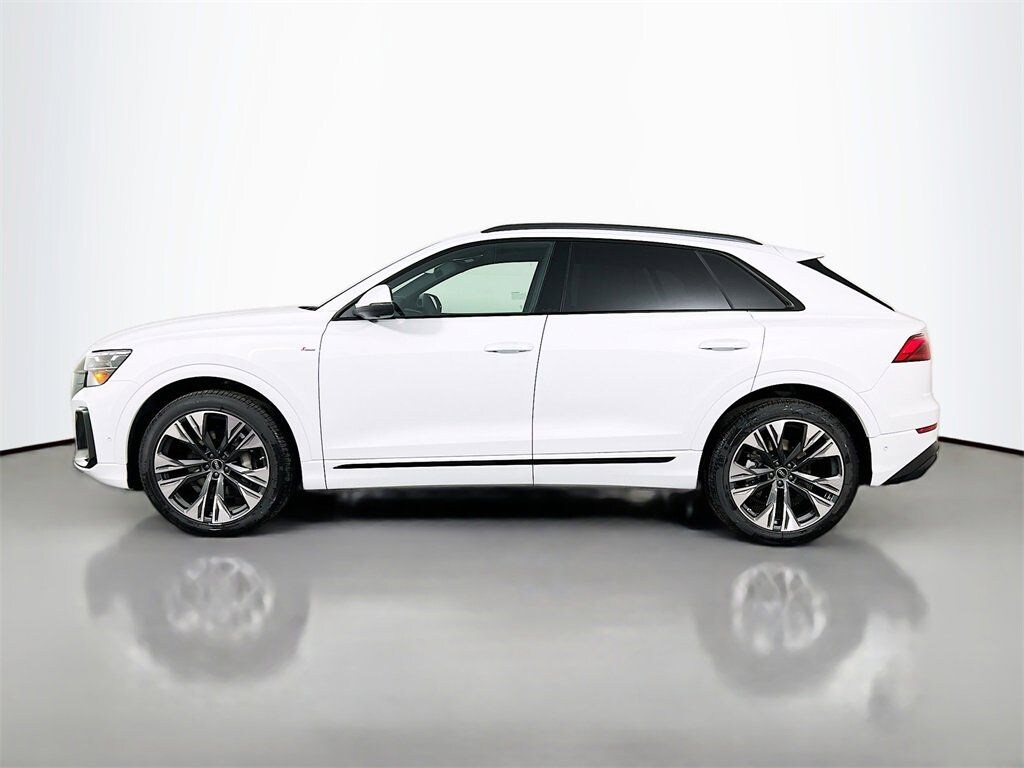New 2026 Audi Q8 SUV