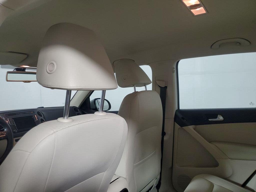 2017 Volkswagen Tiguan S - Photo 14