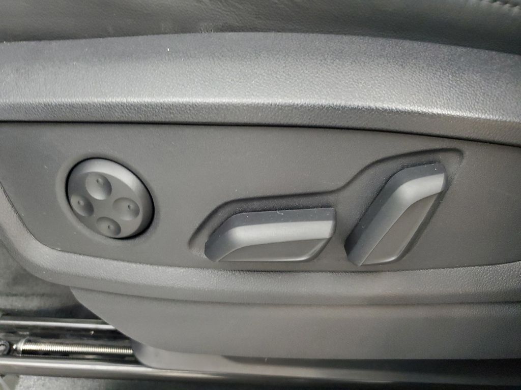 2023 Audi Q5 Premium - Photo 21