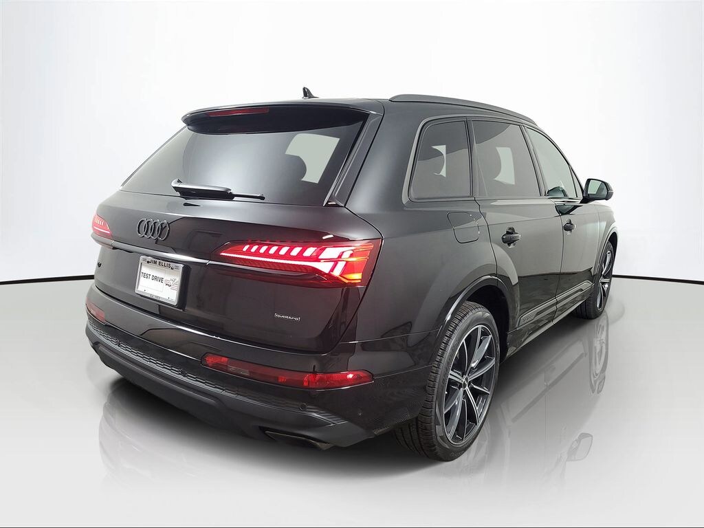 New 2026 Audi Q7 SUV