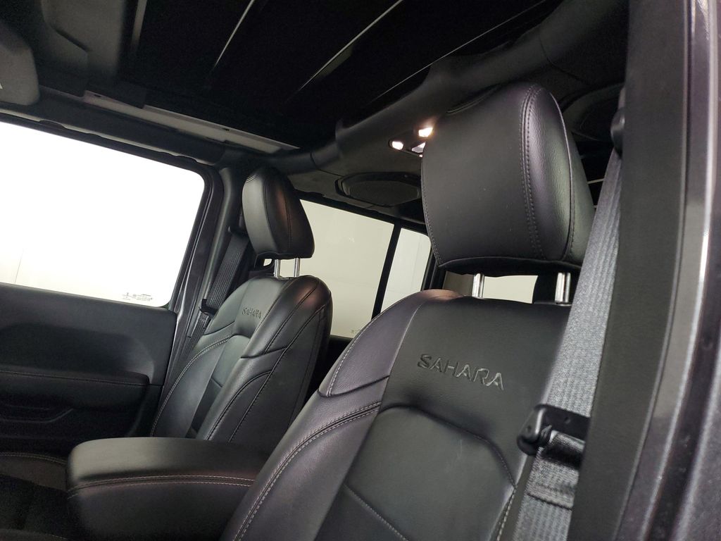 2020 Jeep Wrangler Unlimited Sahara - Photo 20