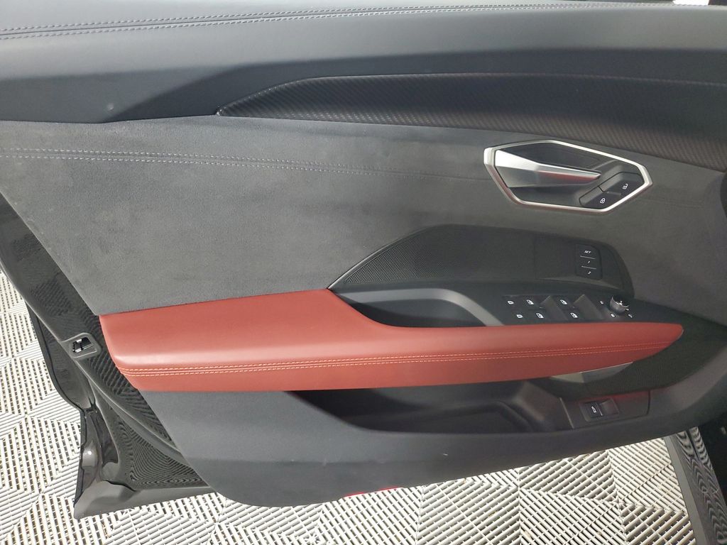 2024 Audi RS e-tron GT Base - Photo 19