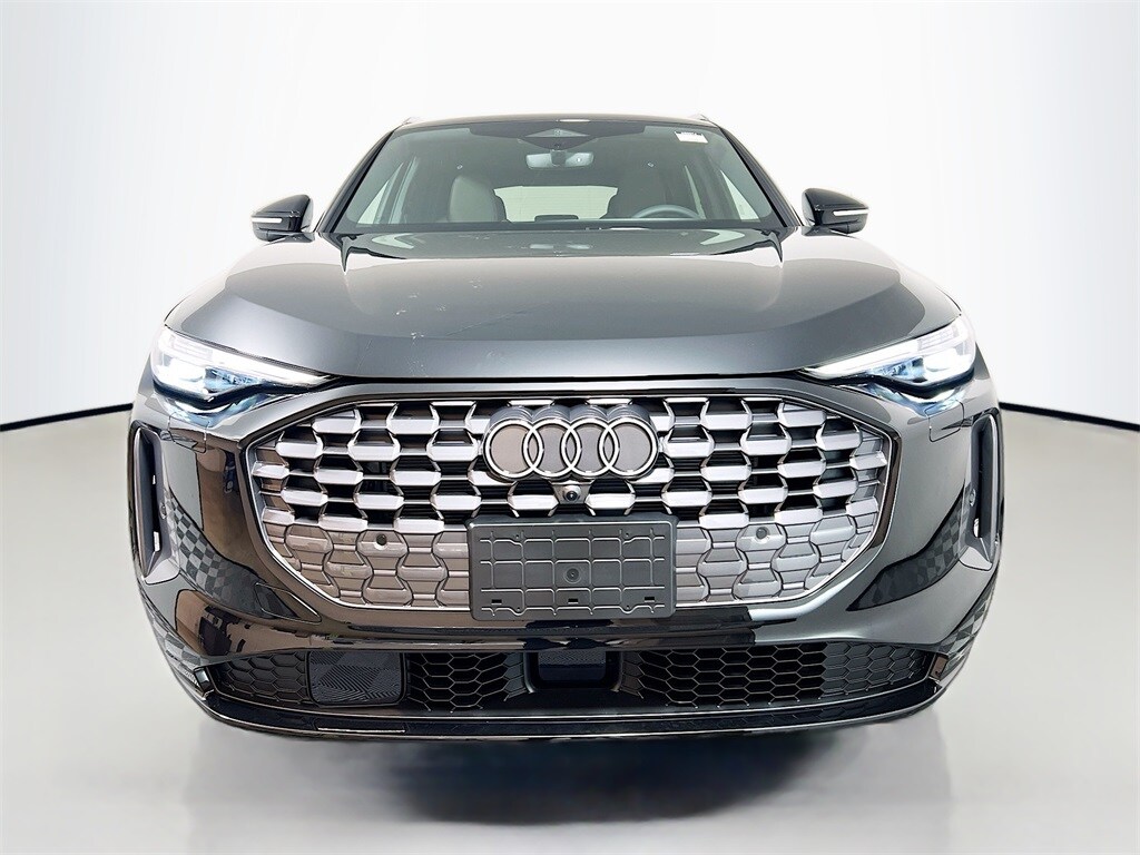 2025 Audi Q5 2.0T Premium Plus photo 2