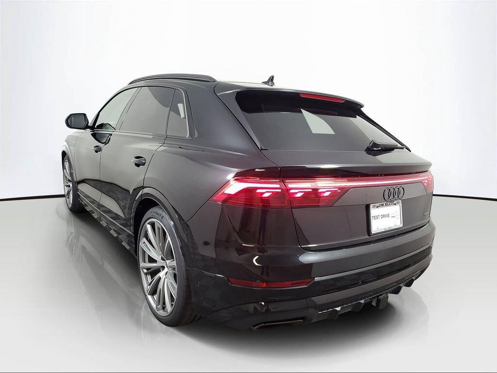New 2026 Audi Q8 SUV
