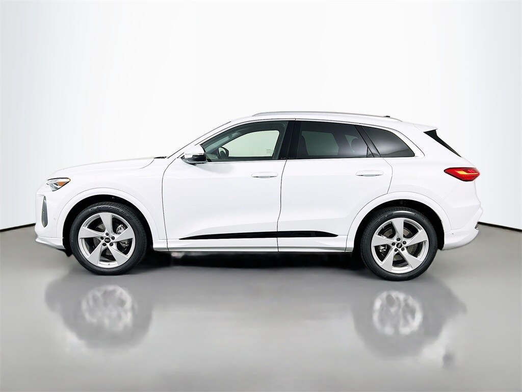 2025 Audi Q5 2.0T Prestige photo 4