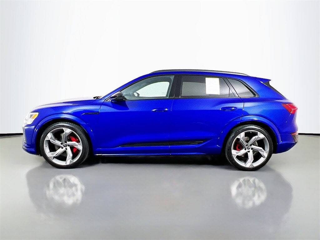 2024 Audi SQ8 Prestige photo 3