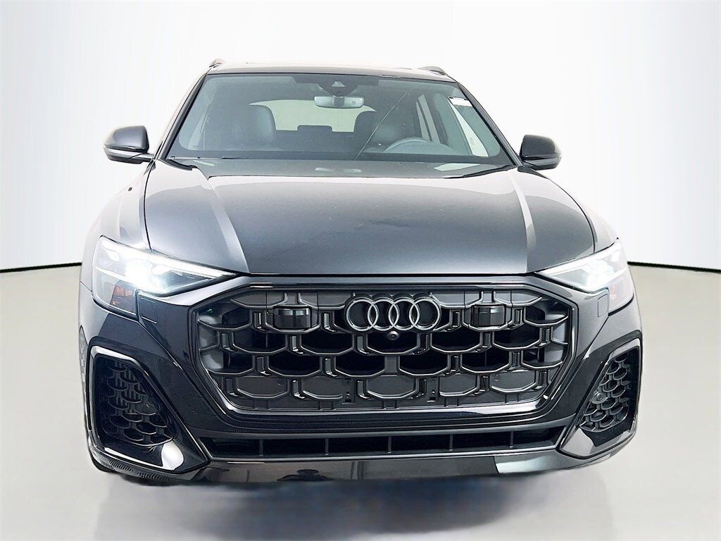 New 2026 Audi Q8 SUV