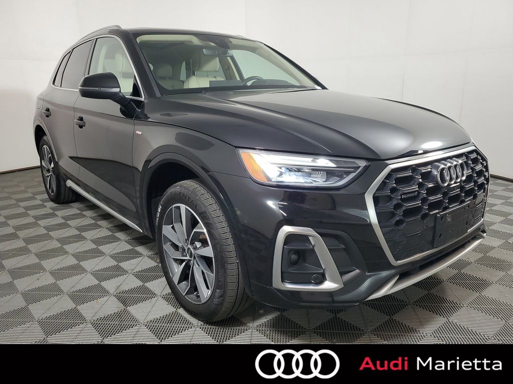 2023 Audi Q5 45 Premium Plus's photo