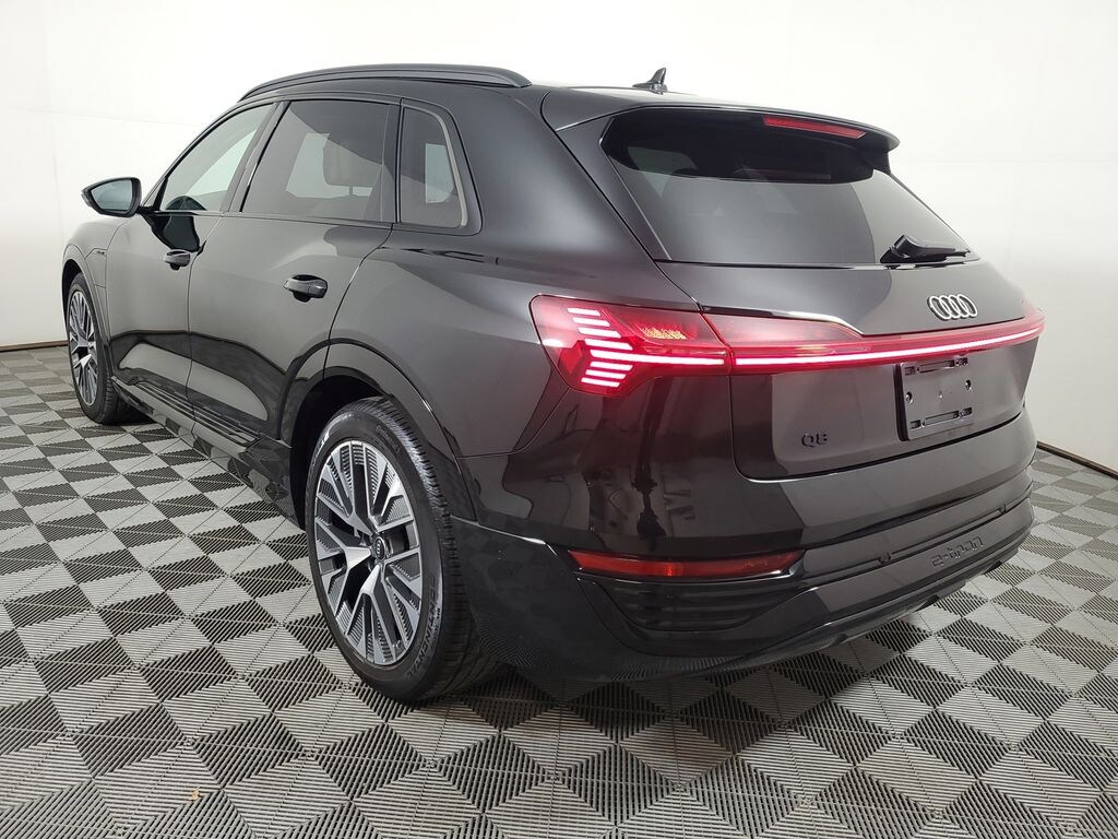 Used 2024 Audi Q8 e-tron Premium Plus quattro SUV