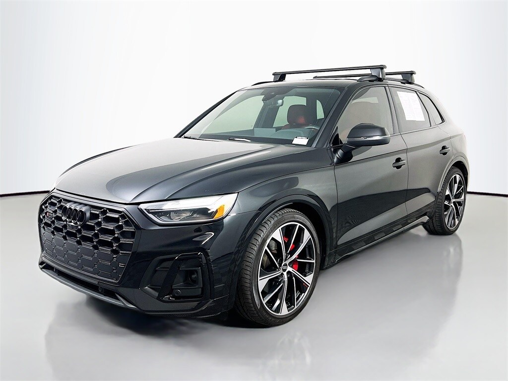2023 Audi SQ5 Premium Plus photo 2