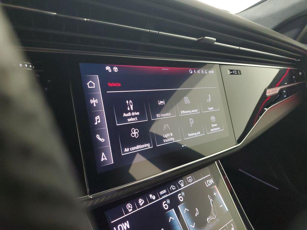 2024 Audi RS Q8 Base - Photo 27