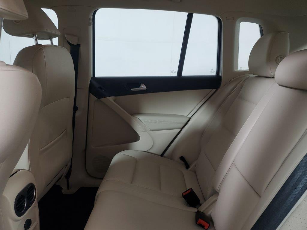 2017 Volkswagen Tiguan S - Photo 12