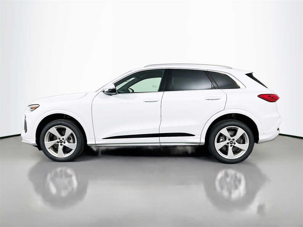 2025 Audi Q5 2.0T Premium Plus photo 3